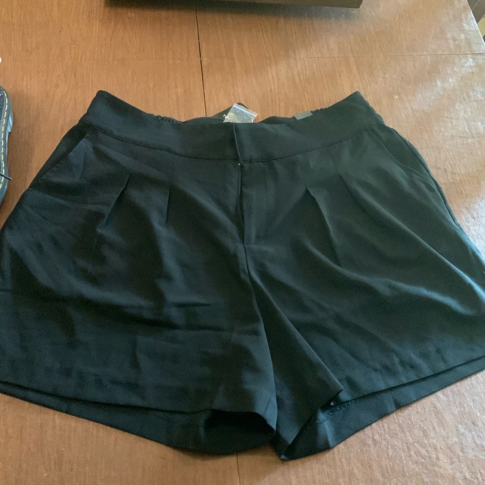 New Torrid black shorts size 1X